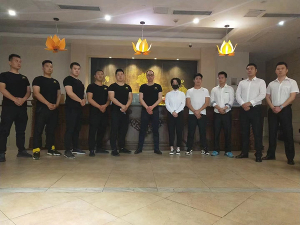 深圳男女保镖